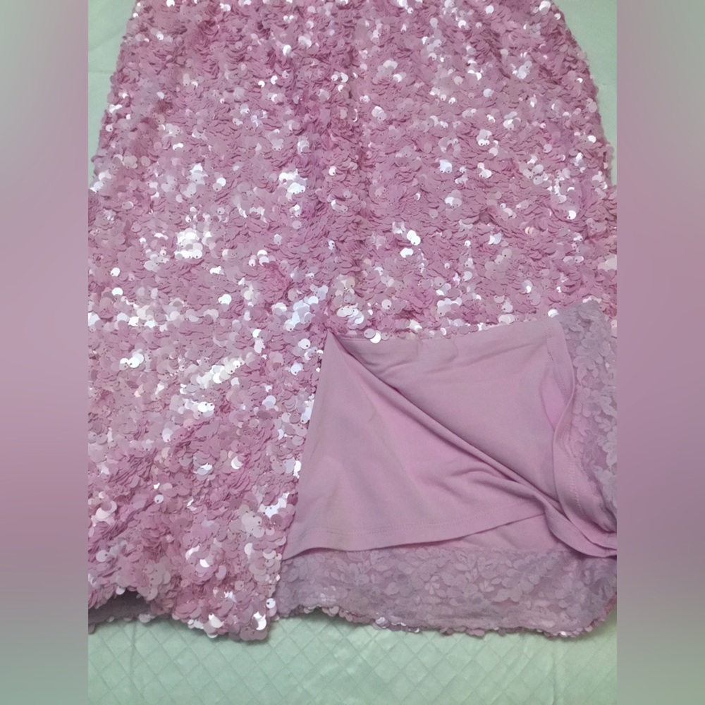 Dress the Population Pink Sequin Top with Label Detail - Picture 5 of 16